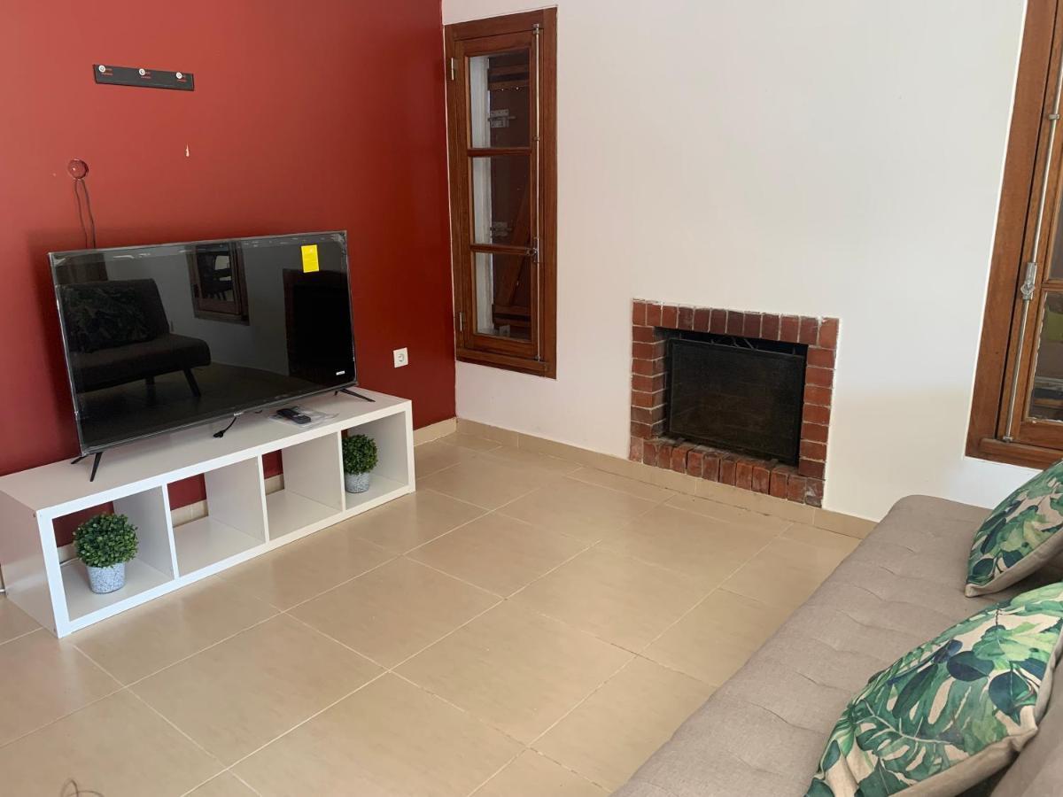 Aroeira House Holiday home *